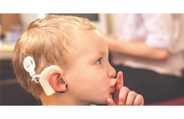 ۱۰۰۰ کودک در انتظار گرفتن شناسه کاشت حلزون