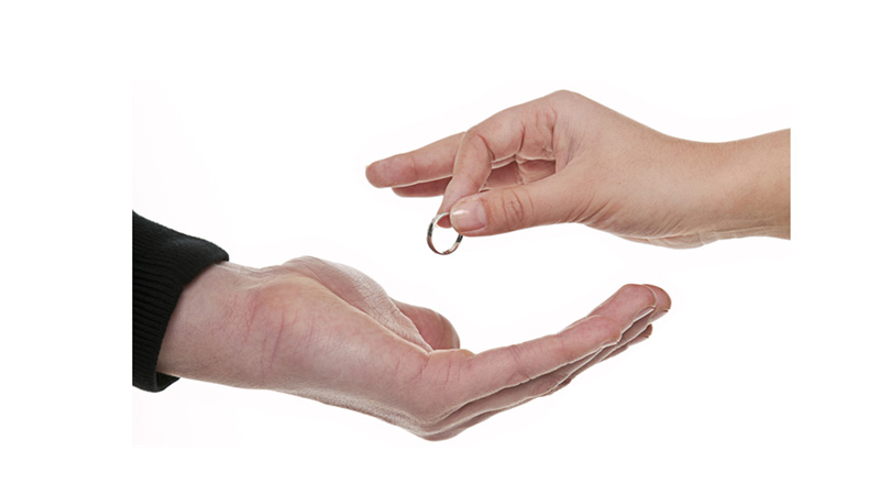 چطور به دیگران خبر دهیم که از همسرمان جدا می شویم