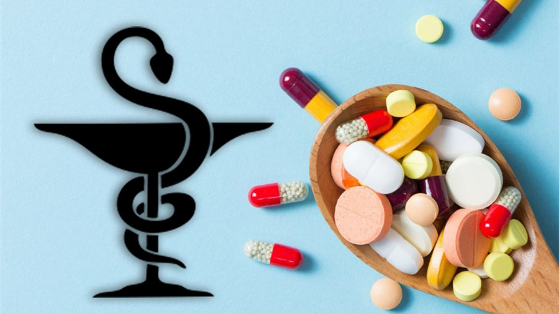 از دواخانه تا داروخانه یک قرن راه است