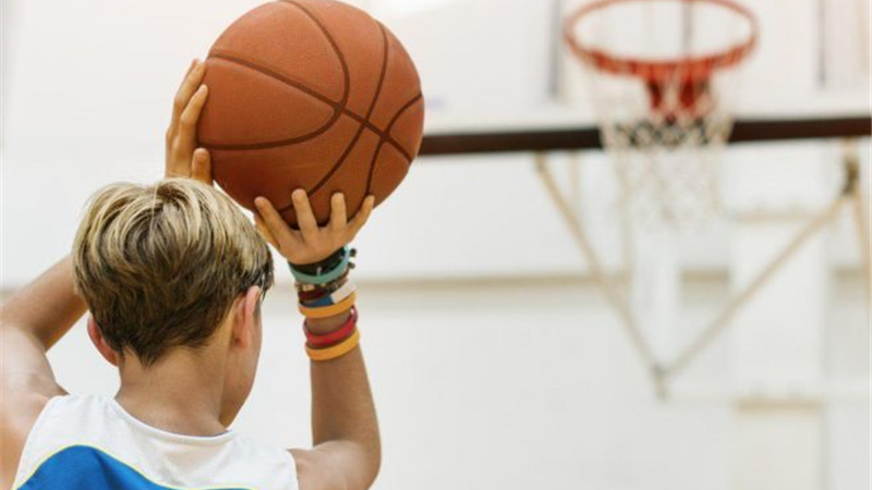 پاسخ صحیح به سوالات جنسی نوجوان فعالیت جنسی آنها را به تاخیر می‌اندازد