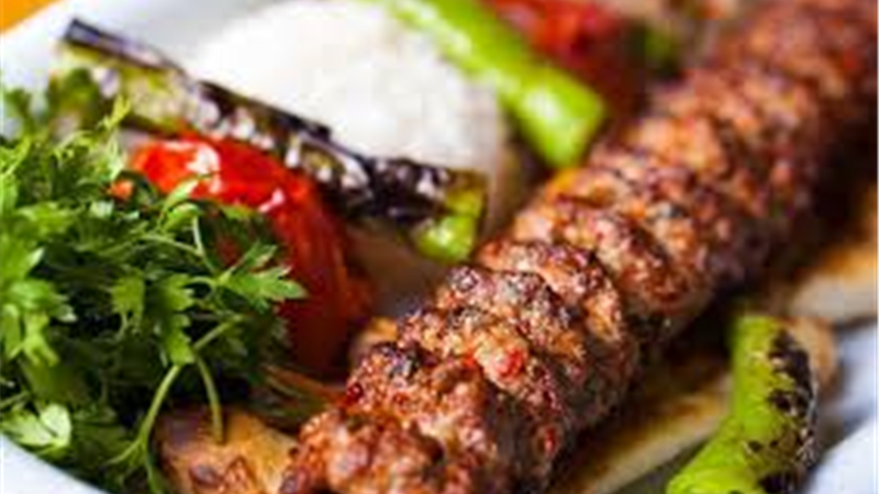 چطور کباب کوبیده به سیخ بزنیم که نریزد