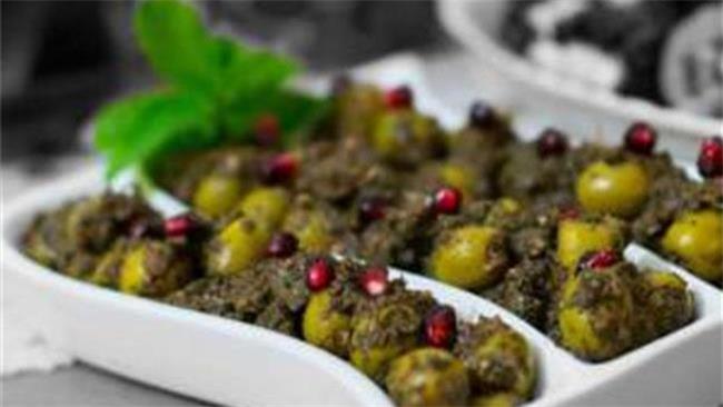 طرز تهیه  زیتون پرورده گیلانی