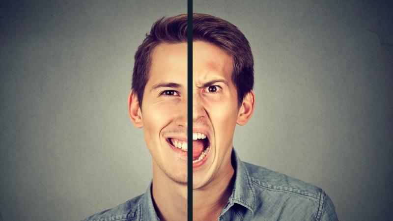 بیماری شیدایی چیست و چه علایمی دارد