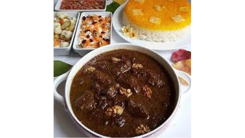 طرز تهیه خورش فسنجان مجلسی و نکاتی که فقط سرآشپزها می دانند