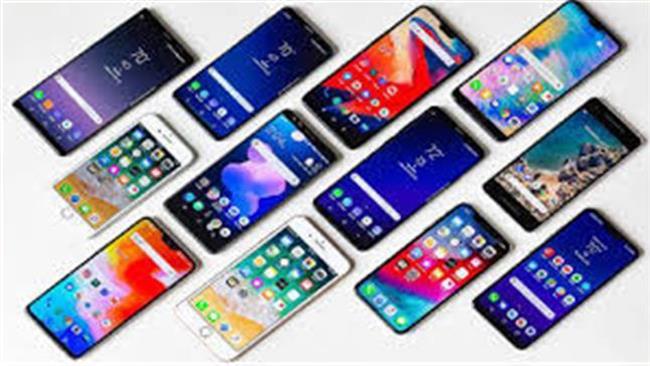 از چه سنی باید برای بچه ها موبایل خرید