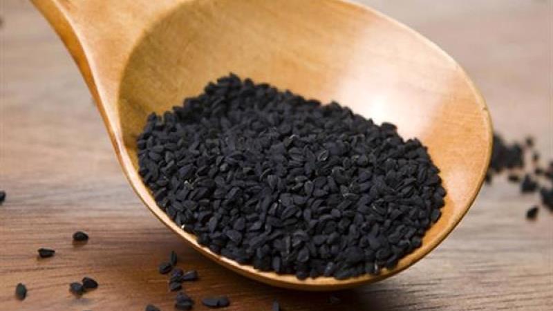 سیاه دانه چه مضرراتی دارد؟ چه کسانی نباید سیاه دانه مصرف کنند