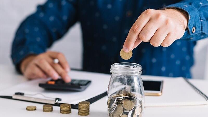 چطور  با درآمد کم و در شرایط سخت اقتصادی پس انداز کنیم