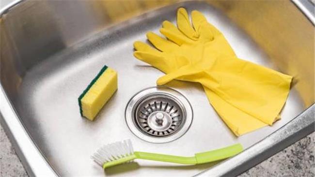چند ترفند عالی برای براق کردن و از بین بردن جرم سینک ظرفشویی