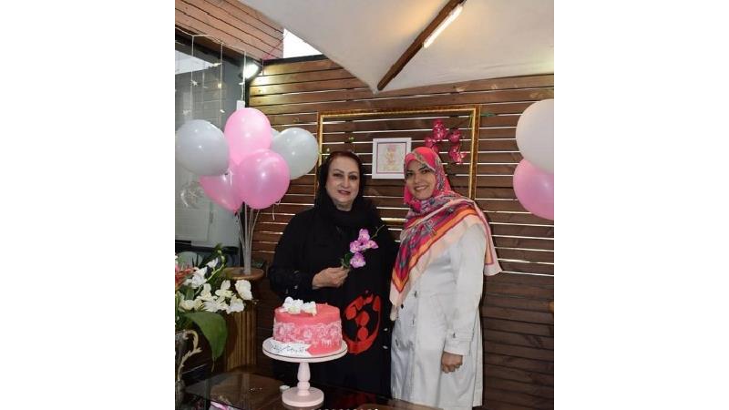 عکس هایی از جشن تولد 73 سالگی مریم امیرجلالی
