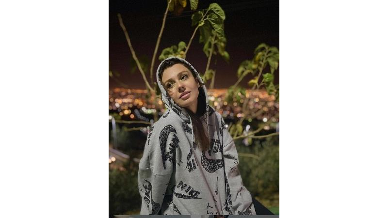 بیوگرافی کامل ونوس کانلی بازیگر نقش لیلا در سریال بیگانه ای با من است