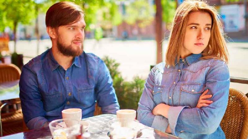 قهرطولانی با همسر چه عوارضی دارد؛ چه رفتاری با شوهر درست است؟