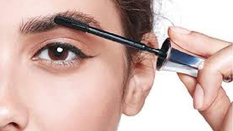 چطور در خانه ژل ابرو درست کنیم
