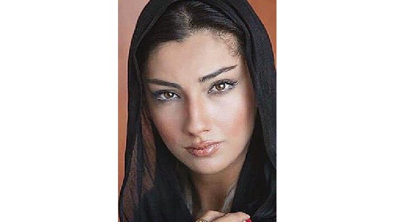 بیوگرافی کامل محیا دهقانی بازیگر نقش روشنا در هم بازی