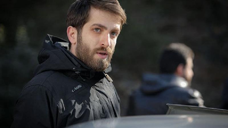 بیوگرافی کامل اشکان دلاوری بازیگر نقش فرشید در سریال گاندو2