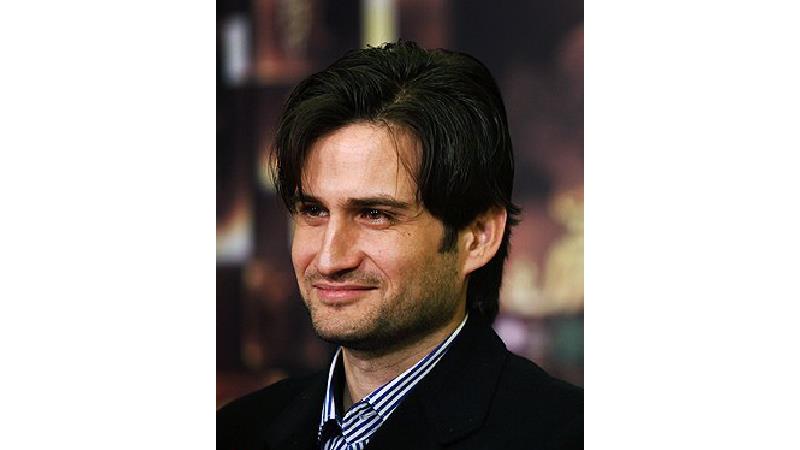 ابتلای پویا امینی و خانواده اش به کرونا