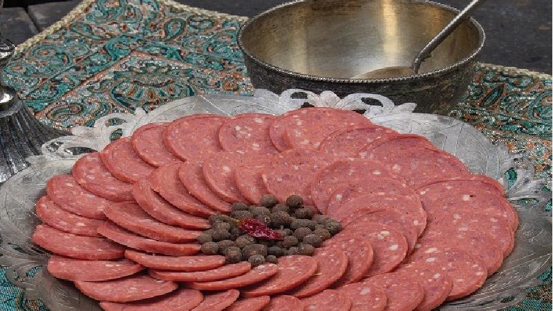 طرز تهیه سوجوک بسیار خوشمزه به سبک سرآشپزهای ترکیه