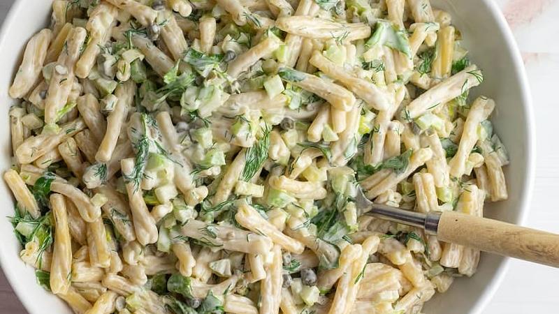 طرز تهیه سالاد ماکارونی بسیار خوشمزه و مجلسی