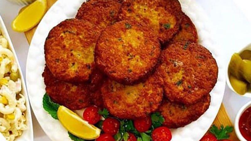 طرز تهیه کوکو سیب زمینی خام و فوری