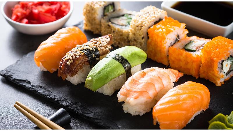 طرز تهیه سوشی بسیار خوشمزه به سبک کره ای ها