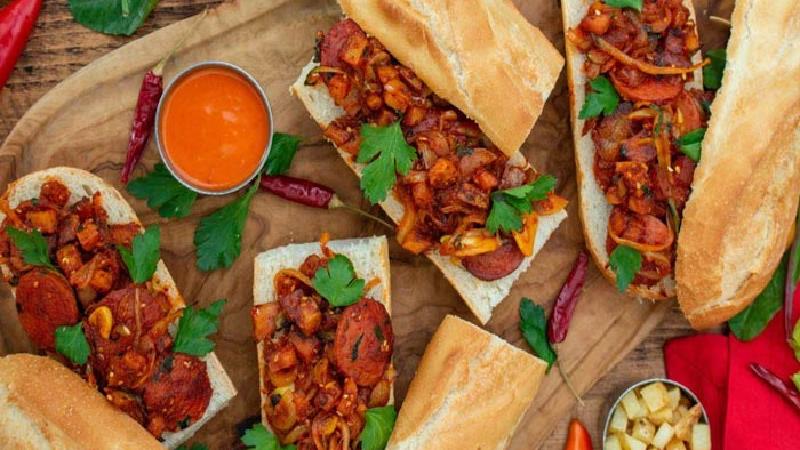 طرز تهیه سوسیس بندری بسیار خوشمزه و سریع