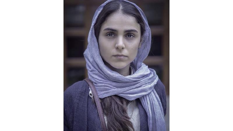 بیوگرافی کامل رویا حسینی بازیگر نقش می جان در سریال کلبه ای در مه