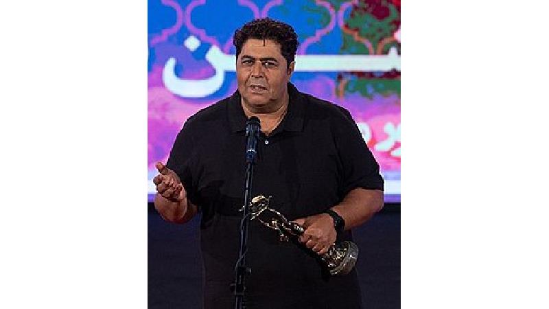 فرهاد اصلانی عزادار شد