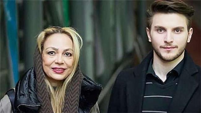 تبریک خاص دارا حیایی برای مادربزرگش