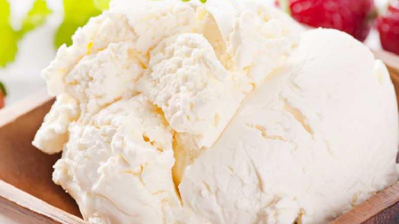 طرز تهیه بستنی ماسکاپونه  بسیار خوشمزه و مجلسی