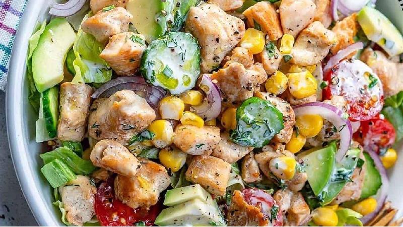 طرز تهیه سالاد مرغ رستورانی و بسیار خوشمزه