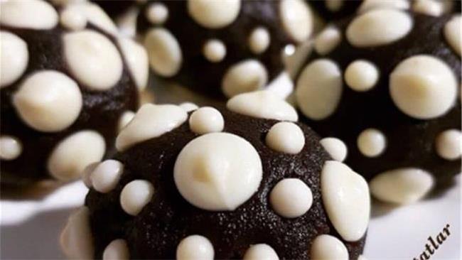 طرز تهیه ترافل چیپس شکلاتی بسیار خوشمزه به سبک شیرینی پزی ها