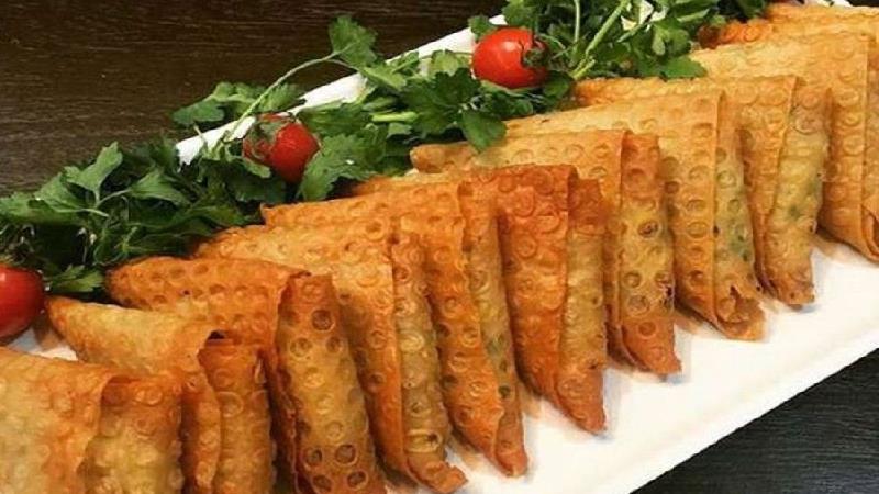 طرز تهیه سمبوسه گوشت با نان لواش