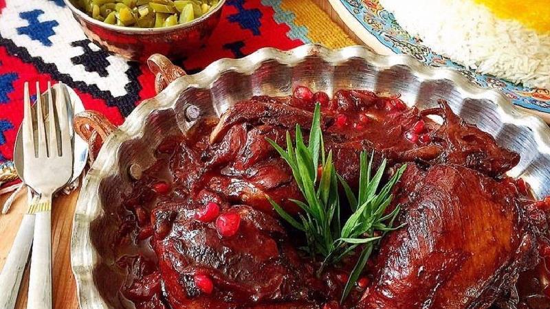 طرز تهیه مرغ ناردونی مجلسی با گردو