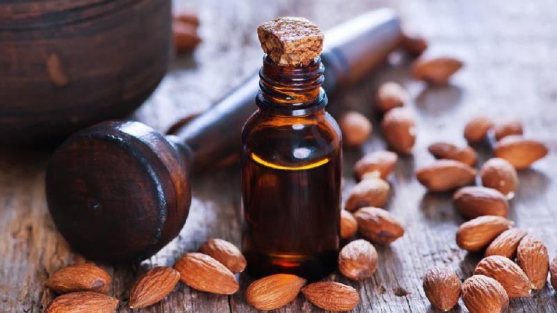 بادام تلخ برای چی خوبه