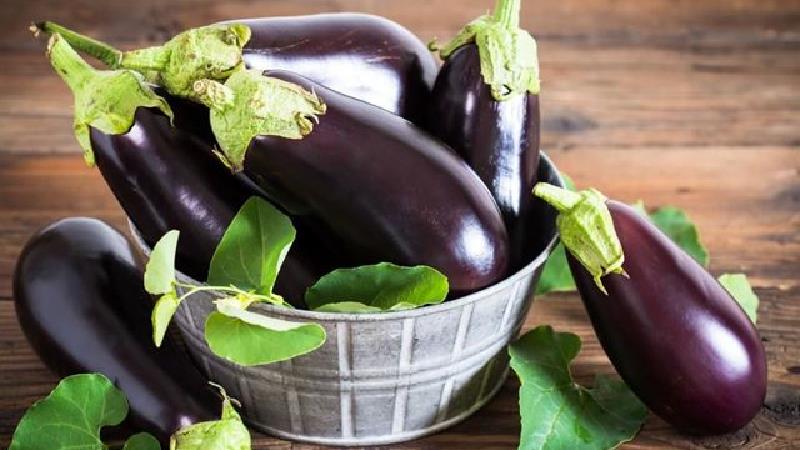 بهترین روش گرفتن تلخی بادمجان