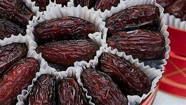 خواص و مضرات خرمای خشک