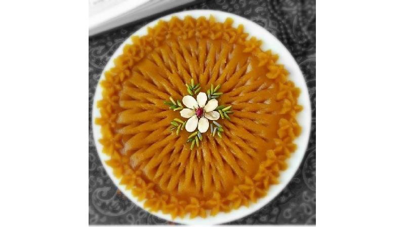 طرزتهیه حلوا زعفرانی  با آرد سفید مجلسی و بسیار خوشمزه