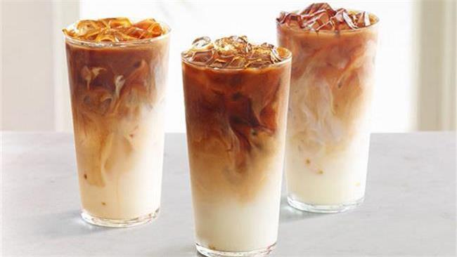 طرز تهیه آیس لاته کارامل مجلسی به سبک کافه ها