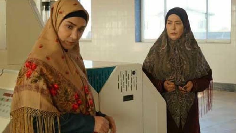 ساعت پخش و تکرار سریال بازی نقاب ها از شبکه آی فیلم