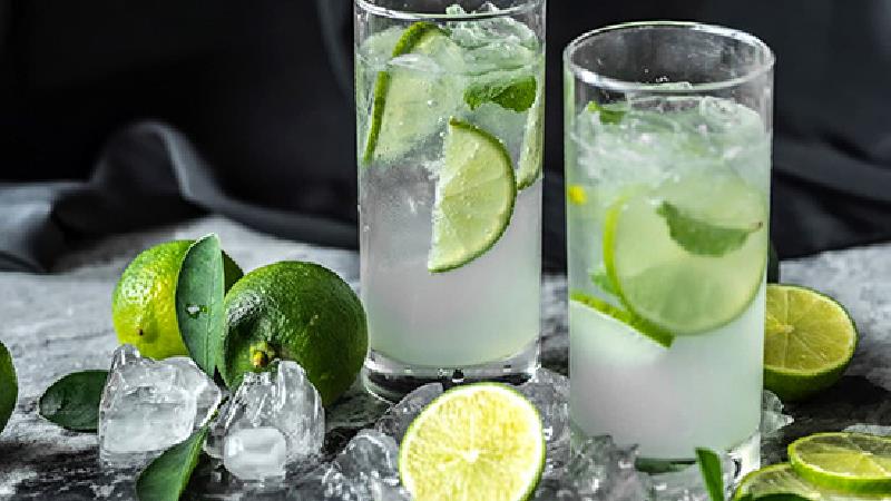 طرز تهیه لیموناد نعناع خیلی خوشمزه در خانه