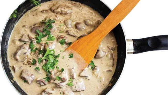 طرز تهیه سس قارچ استراگانوف، برای ماکارونی