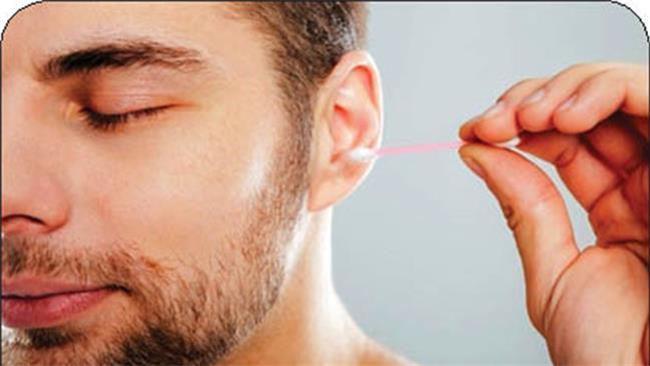 عوارض جدی و خطرناک گوش پاک کن