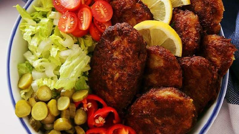 طرز تهیه کتلت سیب زمینی خیلی خوشمزه و مجلسی