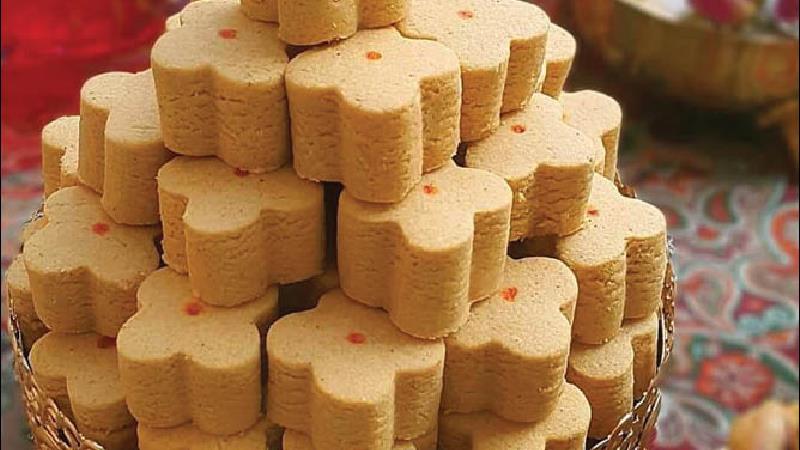 طرز تهیه شیرینی نخودچی خیلی خوشمزه و مجلسی برای عید