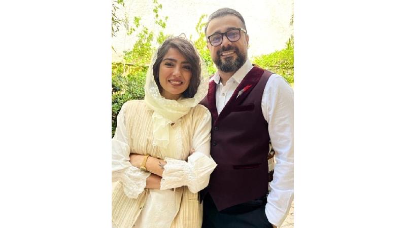 بیوگرافی کامل مونا کرمی بازیگر و همسر سپند امیرسلیمانی