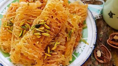 طرز تهیه رشته خشکار خوشمزه و مجلسی به سبک گیلانی ها + فیلم
