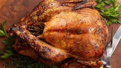 فیلم آشپزی: طرز تهیه مرغ شکم پر به سبک فرانسوی