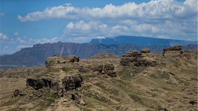 کمپ در دره تو بیرون