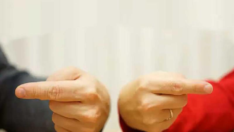 خودخواه چه کسی است