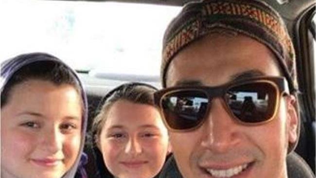 سارا و نیکا در پایتخت 