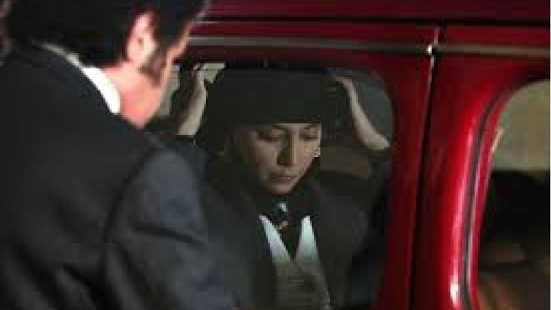 دیبا زاهدی در بوم و بانو